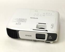 【中古】ビジネスプロジェクター　EB-U42　メイン画像