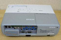 【中古】EPSON プロジェクター　EMP-823