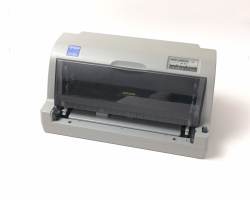 【中古】EPSON ドットプリンター VP-930　メイン画像