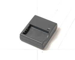 【中古】DENSO BHT-800シリーズ　リチウム電池充電器 メイン画像