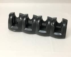 【中古】MC3200シリーズ4連充電器　CHS3000-4000C　メイン画像