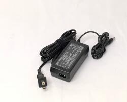 【中古】ACアダプタ　(BT-UC30/CG35/UC10/WUC1/WCG14)　メイン画像