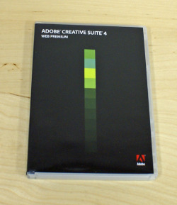 【お買い得中古品】Adobe Creative Suite 4 Web Premium 日本語版 Windows版