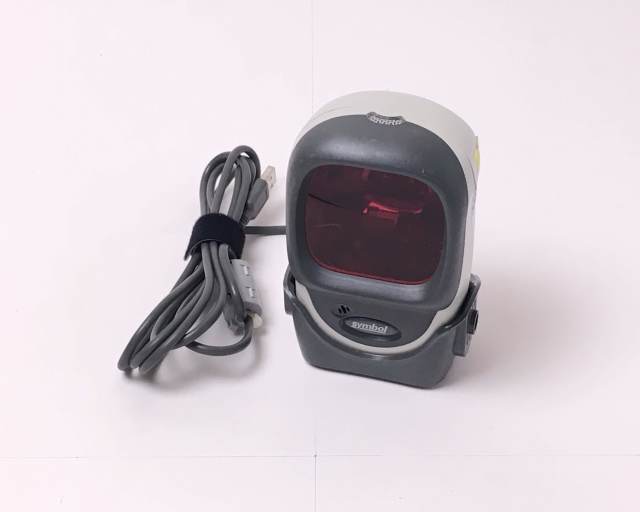 優良中古】LS9208-SR10011NSJR 高速バーコード スキャナー