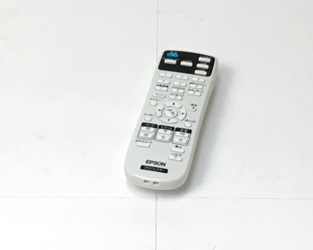 □ EPSON エプソンビジネスプロジェクター EB-S04 エプソンプロジェクターEB-S04を天吊金具取り付け対応機種に追加