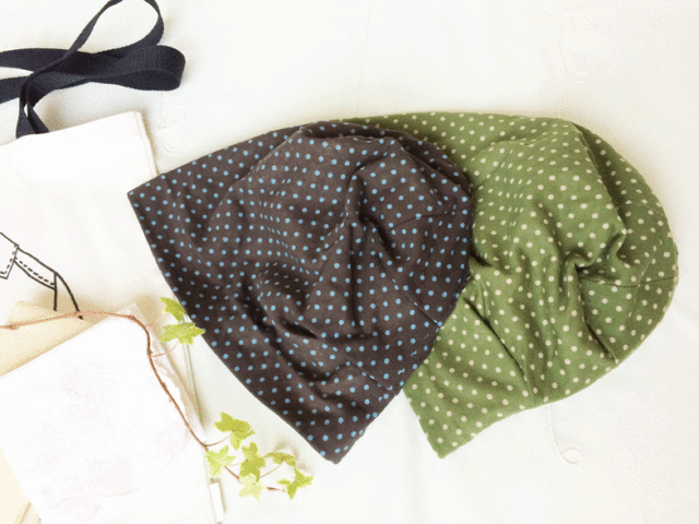 水玉キャスケットブラウンと渋抹茶