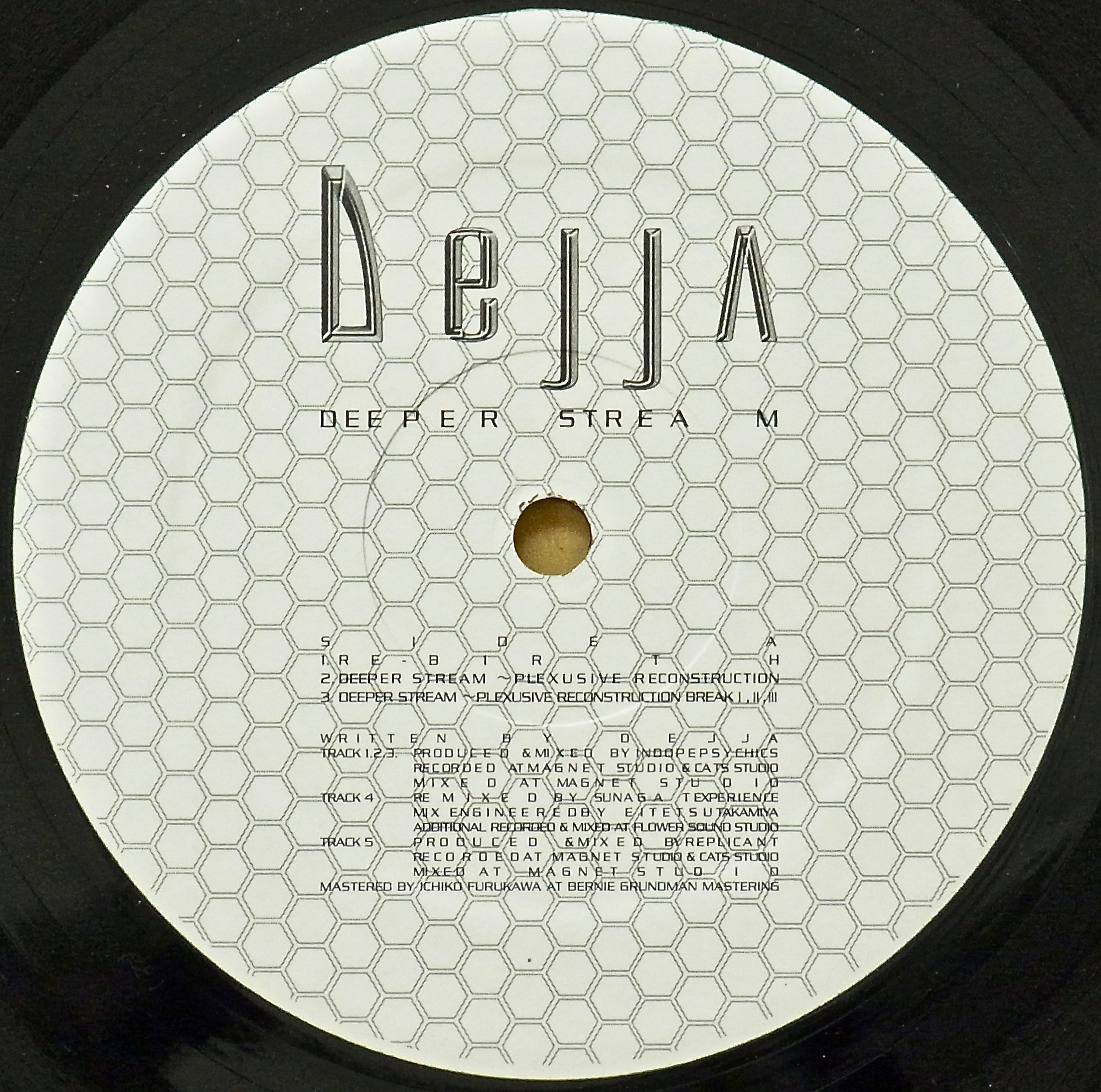 DEJJA / Deeper Stream