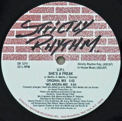 U.P.I. / The Groove ・ She's A Freak