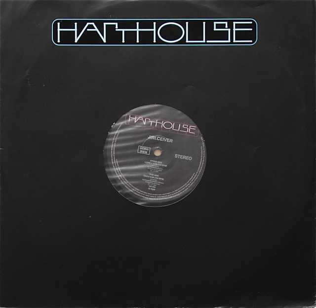 JIRI.CEIVER / Loom 1