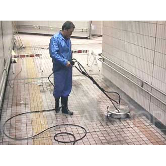 高圧洗浄機の水の飛び散りを防ぐ 蔵王産業スピンショット3
