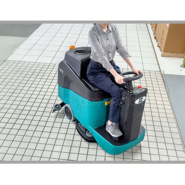 蔵王産業 搭乗式自動床洗浄機 スクラブメイトGT70