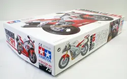 item14073　1/12 ヤマハ YZF-R1 タミヤ オートバイ プラモデル ITEM14073