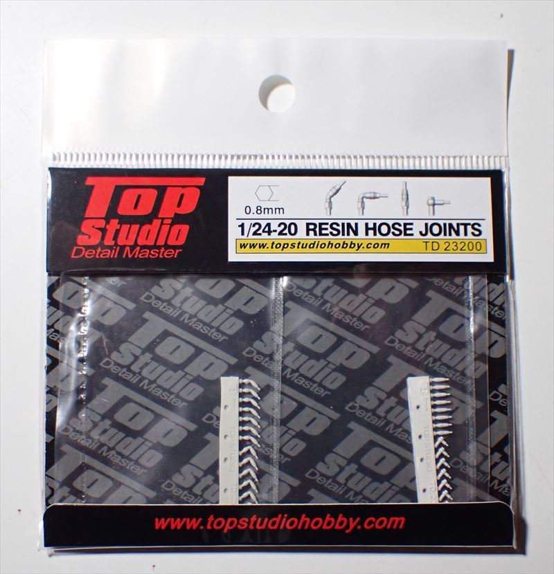 TD23200  1/24-20 0.8mm レジン製 ホースジョイント(トップスタジオ)