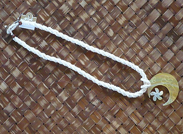 ムーンシェルネックレス　ST-116