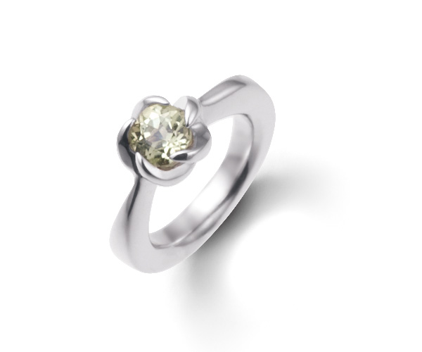 ベビーリングペリドット