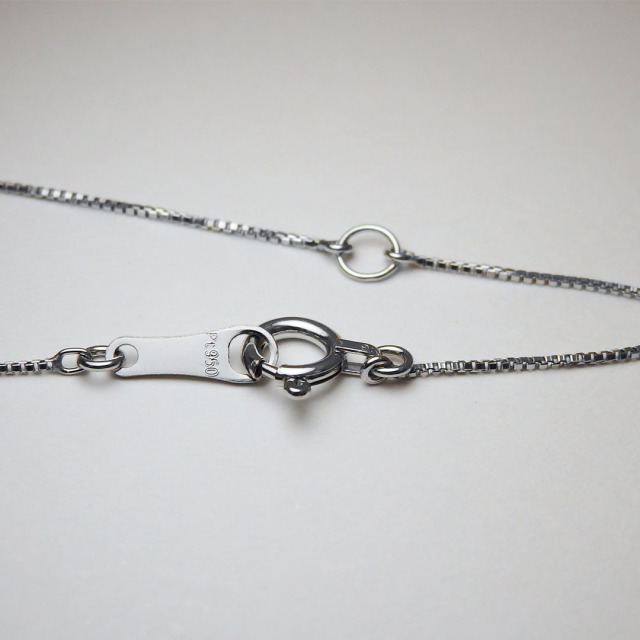 COCCOセレクトジュエリー　ネックレス　エメラルド