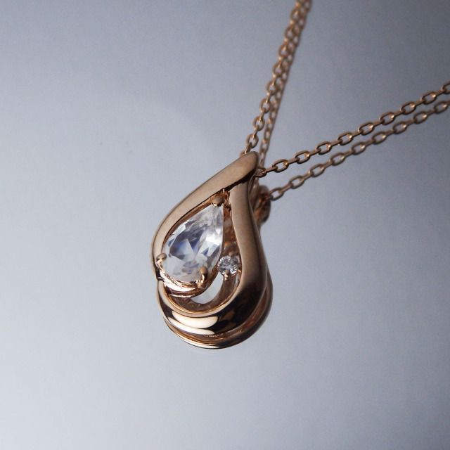 ピンキー＆ダイアン　ネックレス