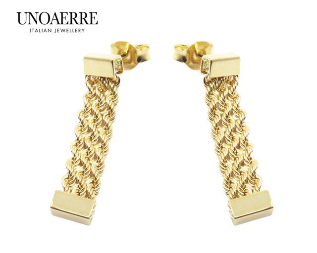 ウノアエレ　ピアス