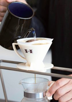 ペーパードリップのコツ