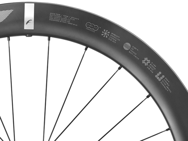 フルクラム　SPEED TEAM 57　DB　シマノハブ Fulcrum Speed Team 57: Aero Carbon Wheels USB™ | Cicli Corsa