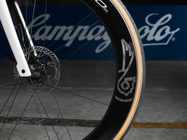ロードバイクショップCOG'S ｜【限定】CAMPAGNOLO カンパニョーロ BORA