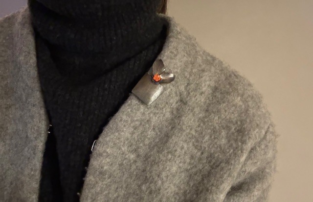 珊瑚の花*花器ブローチ by 阿園工房(B789)