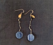 eunnamu＊カイヤナイト×gold leafピアス（U648-22）