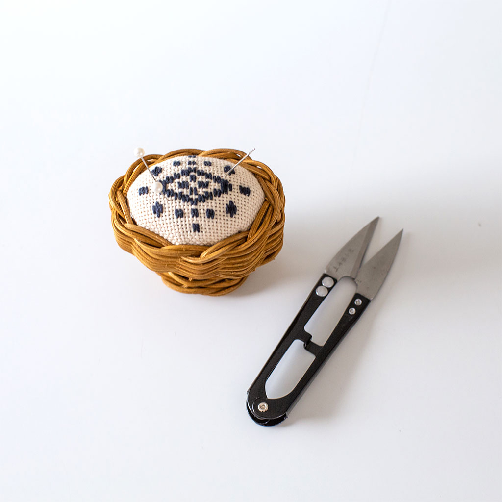 kuroshiro works/ラタン ピンクッション