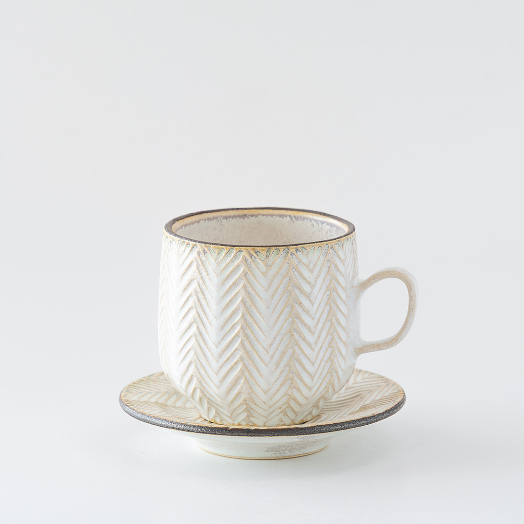 はしもとさちえ｜ティーカップ＆ソーサー（a）