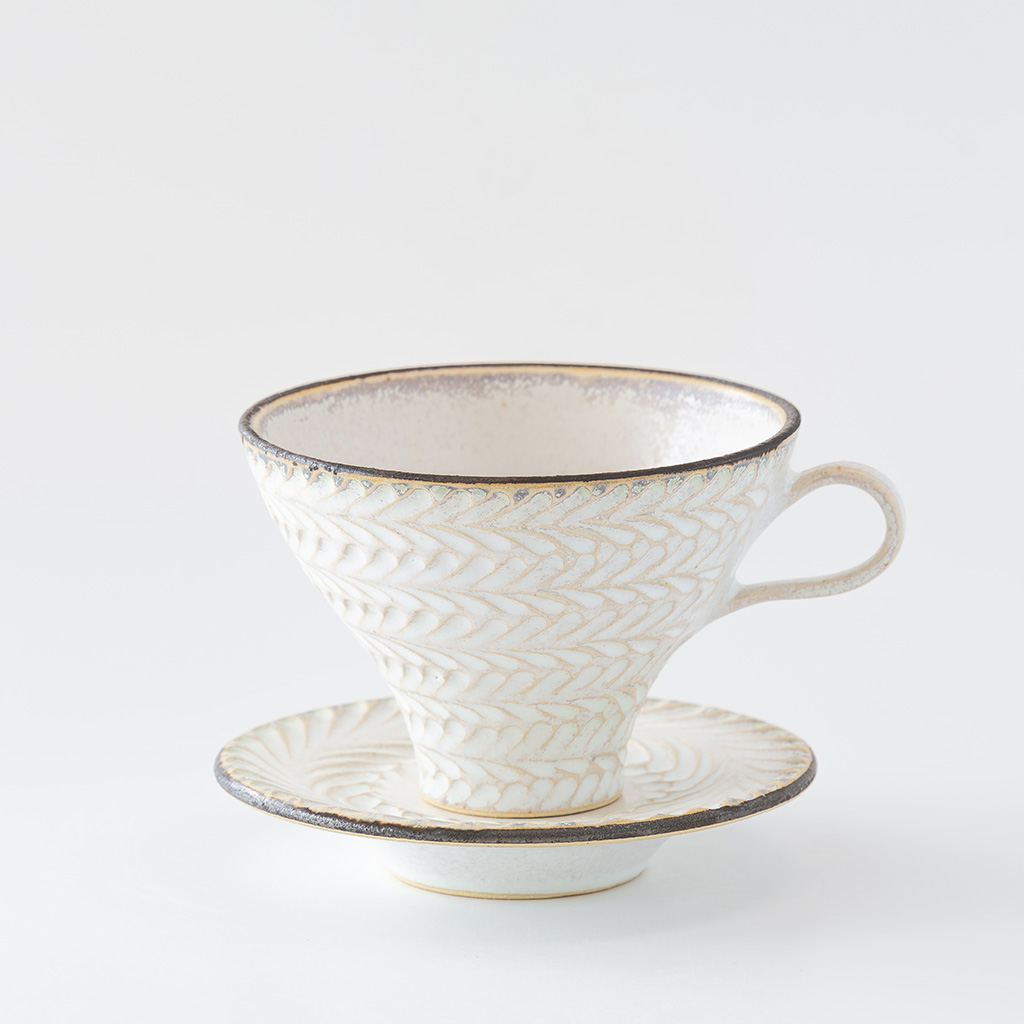 はしもとさちえ｜ティーカップ＆ソーサー（b）