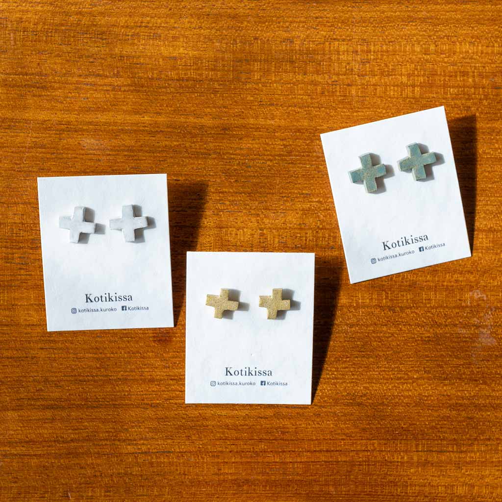 Kotikissa｜ピアス クロス