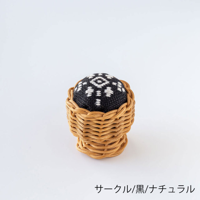 kuroshiro works/ラタン ピンクッション
