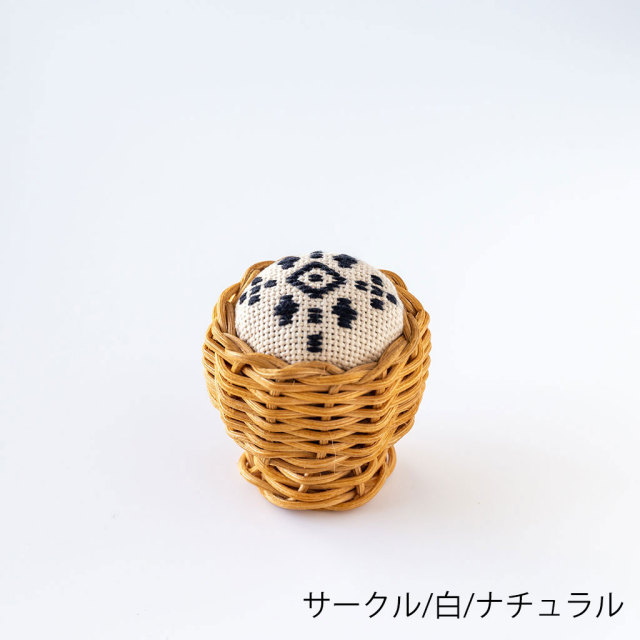 kuroshiro works/ラタン ピンクッション