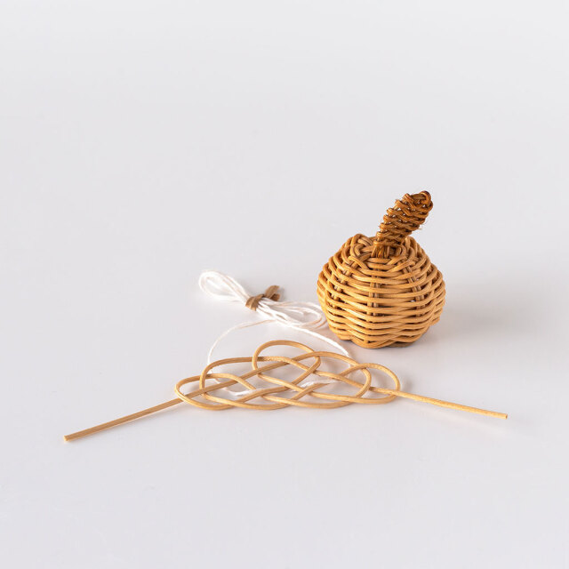 kuroshiro works/ラタン 鏡餅飾り