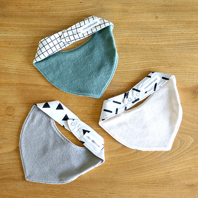 chocolatesoup/チョコレートスープ/ジオメトリー ビブ(全3柄)