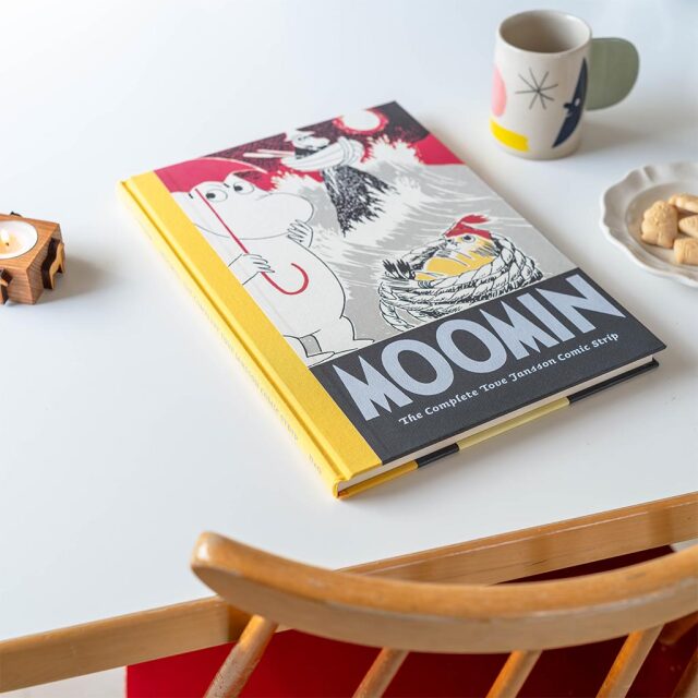 ムーミンコミック Moomin Vol.4 The Complete Tove Jansson Comic Strip（イエロー）＜英語版＞