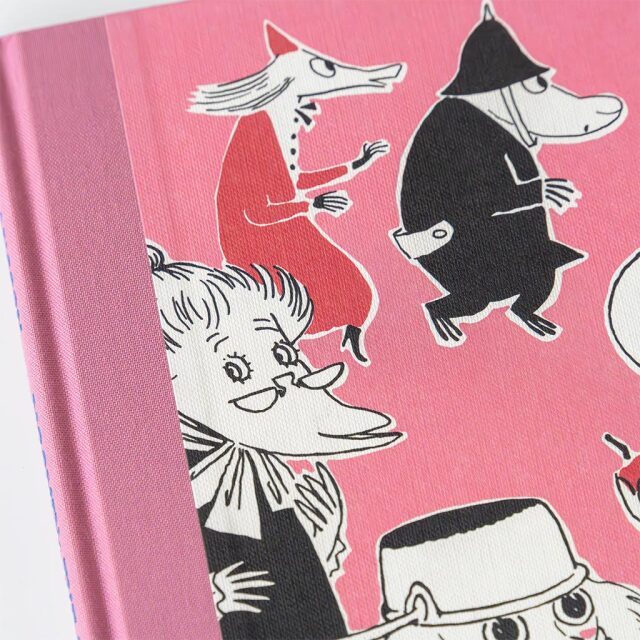 ムーミンコミック Moomin Vol.5 The Complete Tove Jansson Comic Strip（ピンク）＜英語版＞