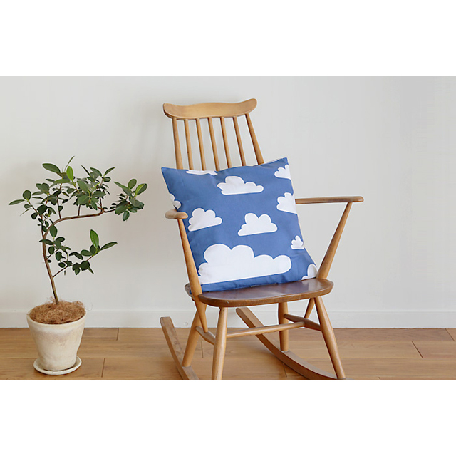 FARG&FORM/フェルグ＆フォルム/CLOUDS(雲柄)/クッションカバー(45×45cm)/ブルー