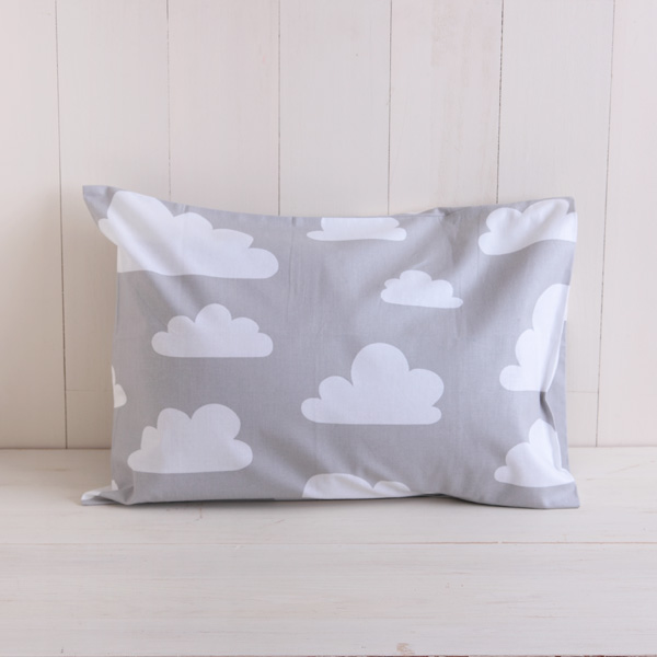 FARG&FORM/フェルグ＆フォルム/CLOUDS(雲柄)/ピローケース(40×55cm)/グレー
