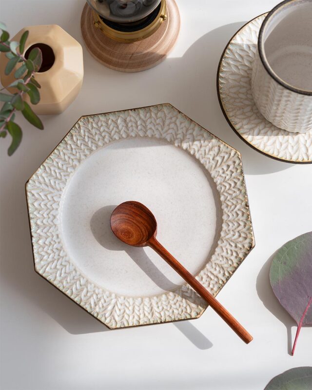 はしもとさちえ｜ハチカクプレート小（lace）