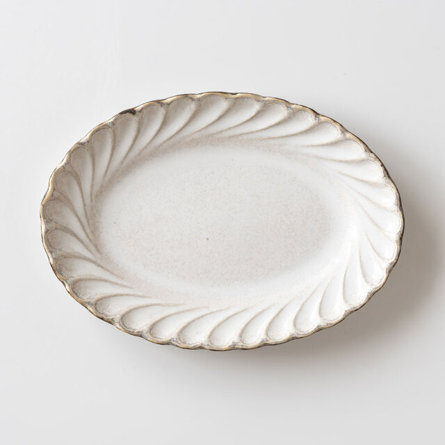 はしもとさちえ｜オーバルリム皿