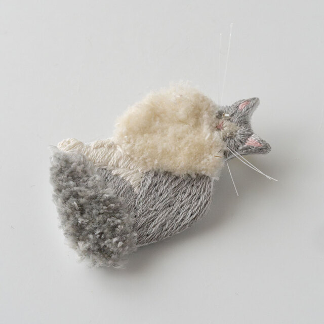 【個別販売】いとのきのした｜手刺繍ブローチ 猫ミニ