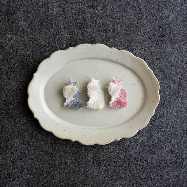 【個別販売】いとのきのした｜手刺繍ブローチ 猫ミニ
