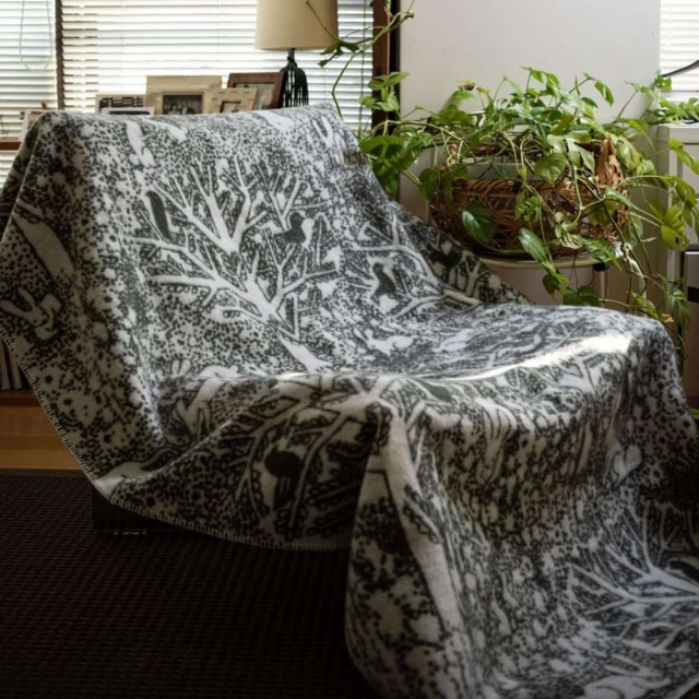 KLIPPAN × mina perhonen｜ウールシングルブランケット rabbits play,  birds rest -forest-