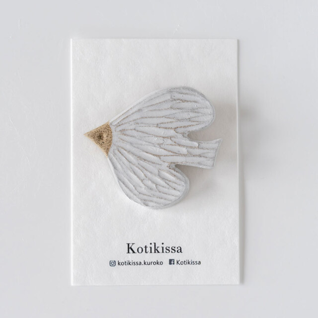 Kotikissa｜ブローチ すっぴんのトリ