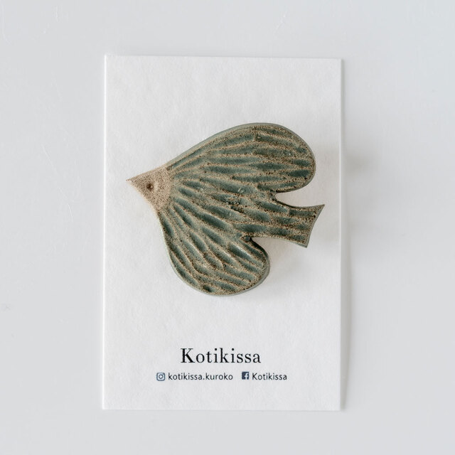 Kotikissa｜ブローチ すっぴんのトリ