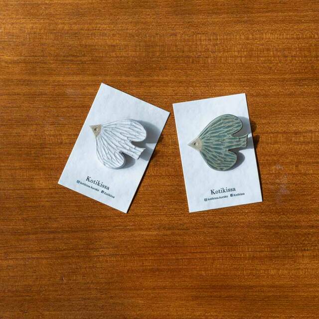 Kotikissa｜ブローチ すっぴんのトリ