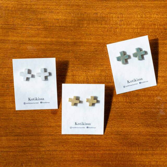Kotikissa｜ピアス クロス