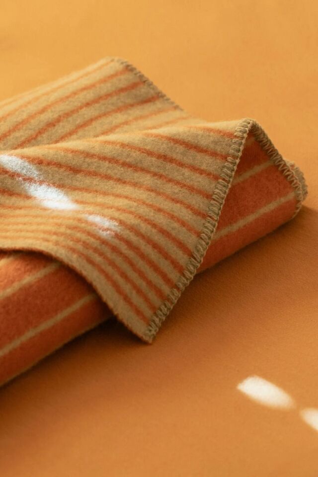 LAPUAN KANKURIT ラプアンカンクリ｜ブランケット（130x180cm）AURORA