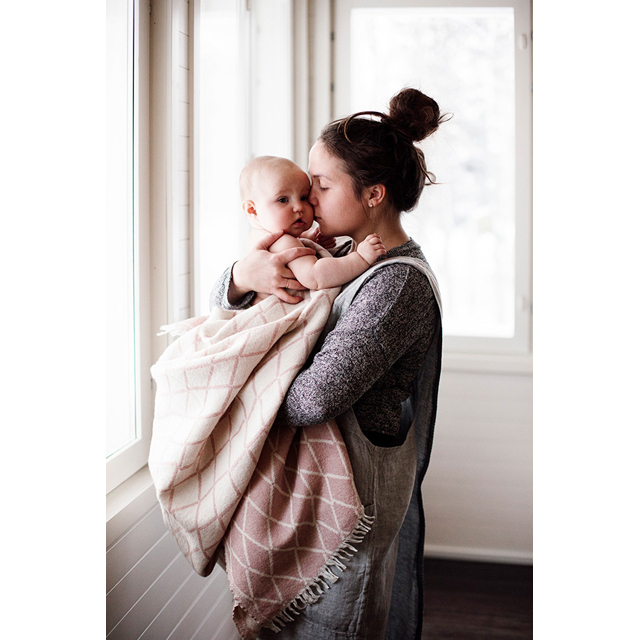 LAPUAN KANKURIT/ラプアンカンクリ/スローブランケット/ESKIMO